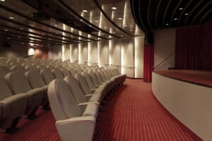 クリスタル・セレニティ ｜日本地区公式販売代理店 シアター